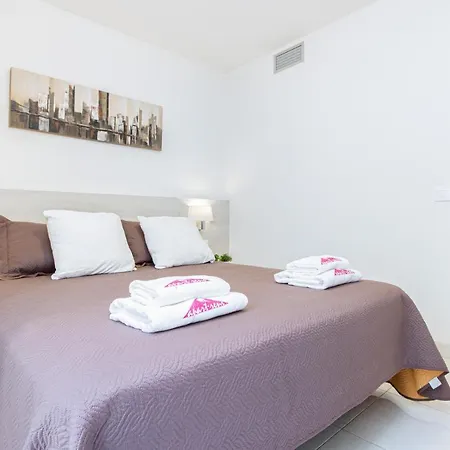 Apartamento Apart-rent Francesc Macia 1º 2002